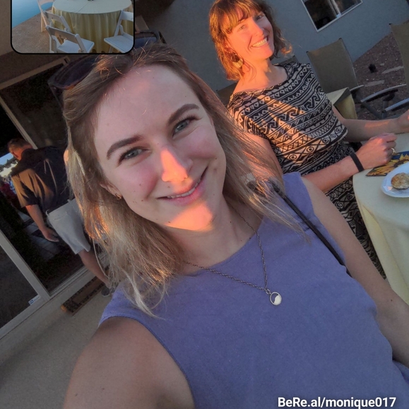 Meet your Posher, Monique - Picture 2 of 2